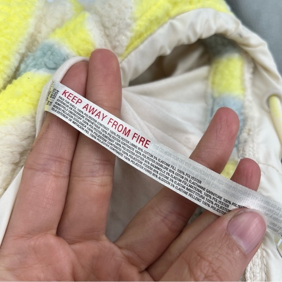 Free People Movement Mountain High Yellow Blue Geometric Print Sherpa Puffer NWT - Picture 8 of 10